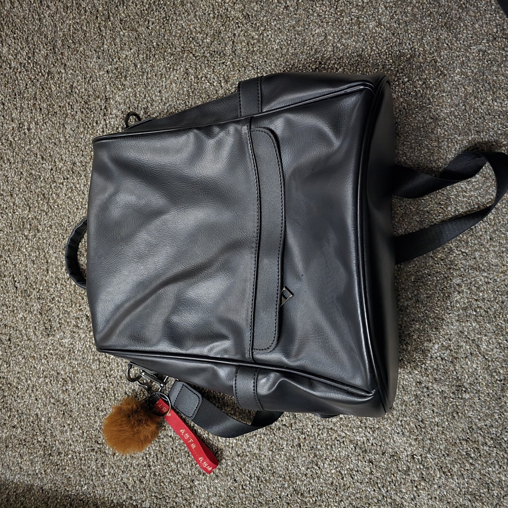 Theft Preventing Purse